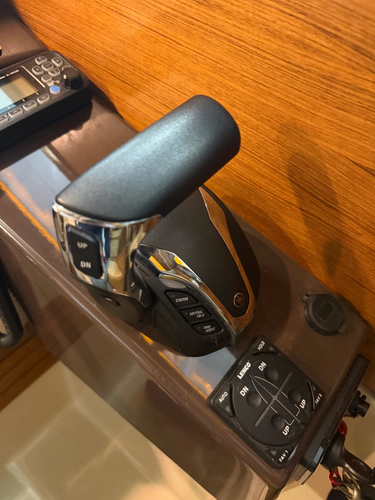 Juni Yacht Photos Pics 