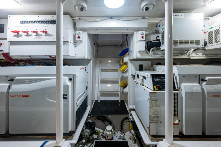 Ebitda Yacht Photos Pics 