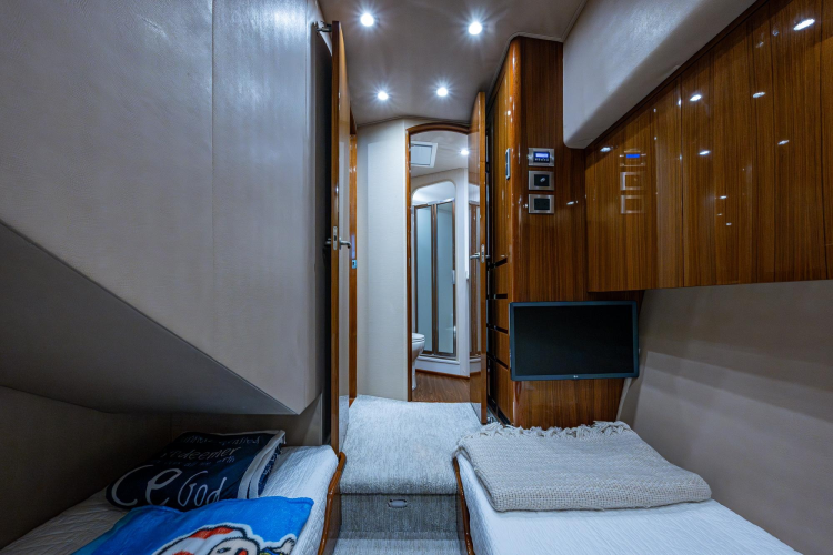 Ebitda Yacht Photos Pics 