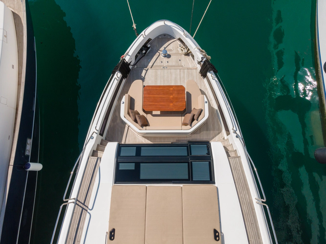 Heliophilia Yacht Photos Pics 