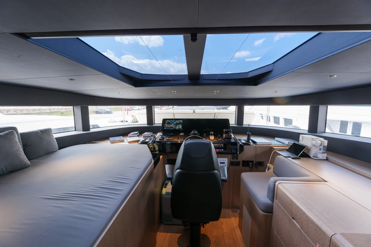 Heliophilia Yacht Photos Pics 