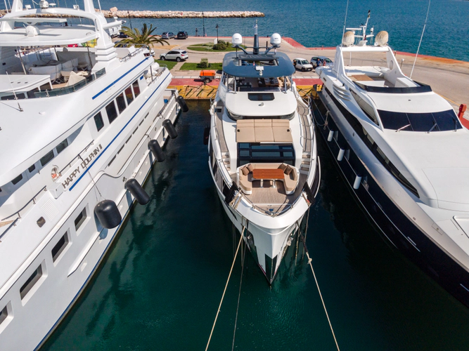 Heliophilia Yacht Photos Pics 