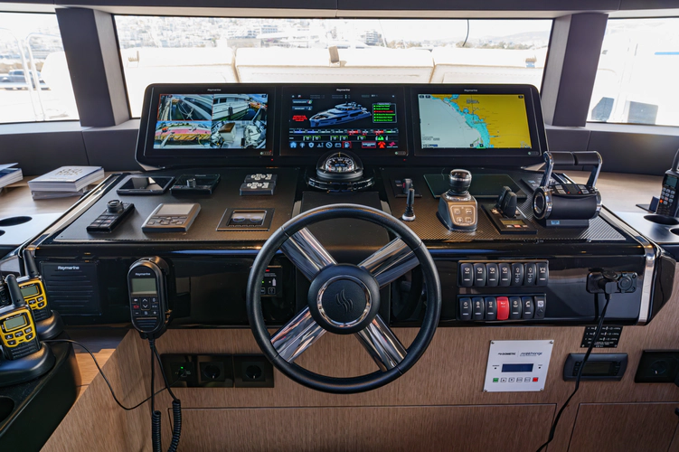 Heliophilia Yacht Photos Pics 