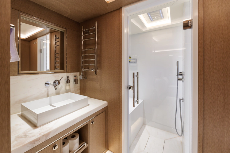 Heliophilia Yacht Photos Pics 