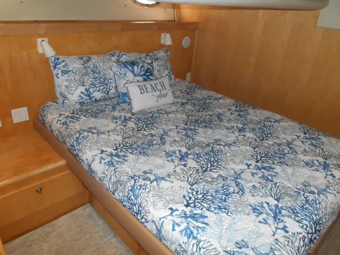 Lucky Yacht Photos Pics 