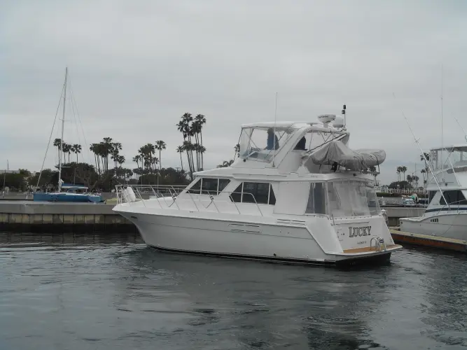 Lucky Yacht Photos Pics 