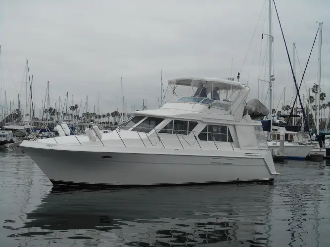 Lucky Yacht Photos Pics 