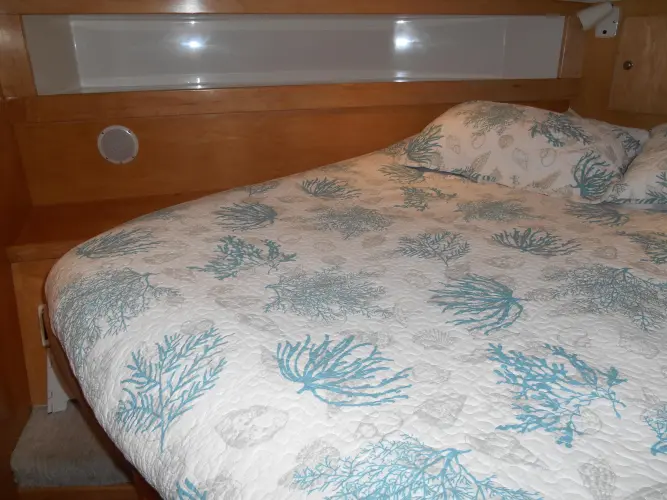 Lucky Yacht Photos Pics 