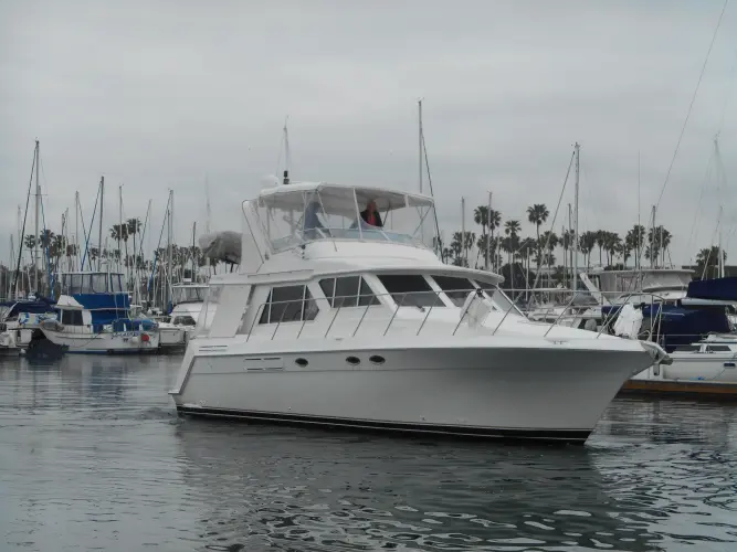 Lucky Yacht Photos Pics 