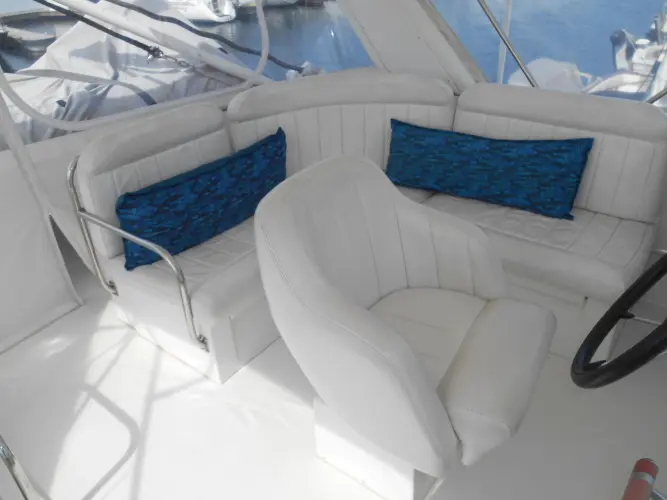 Lucky Yacht Photos Pics 