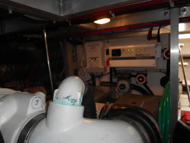 Lucky Yacht Photos Pics 