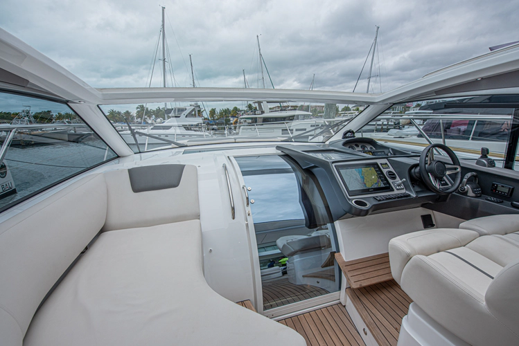 Graysky V Yacht Photos Pics 