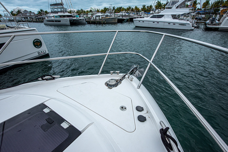 Graysky V Yacht Photos Pics 