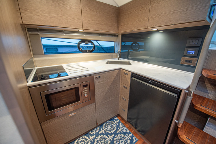 Graysky V Yacht Photos Pics 