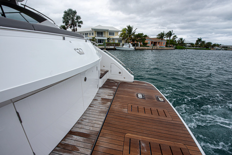 Graysky V Yacht Photos Pics 