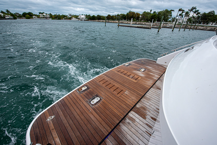 Graysky V Yacht Photos Pics 