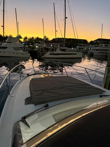 Graysky V Yacht Photos Pics 