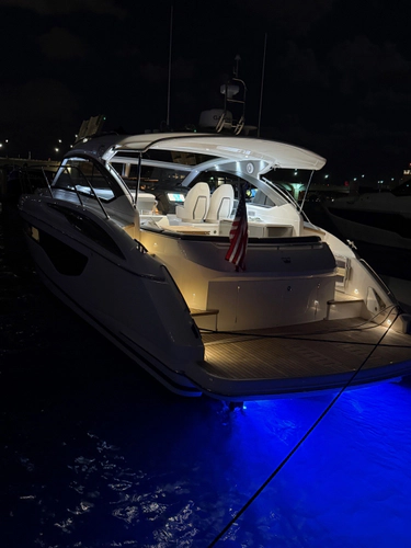 Graysky V Yacht Photos Pics 