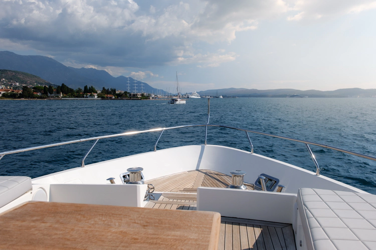 Bijou I Yacht Photos Pics 