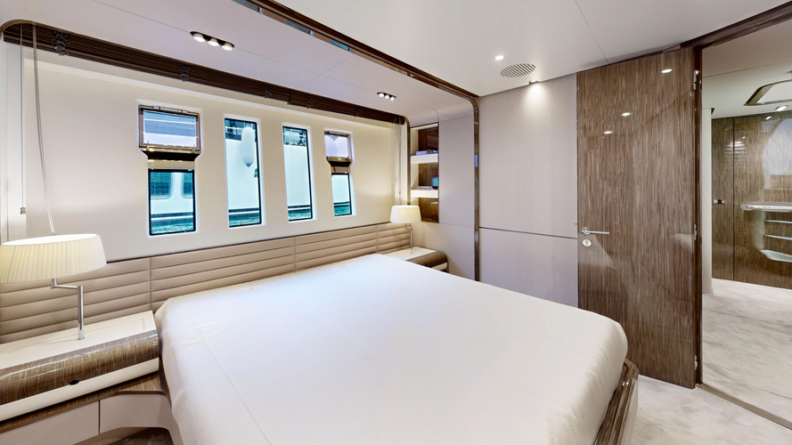 Bijou I Yacht Photos Pics 