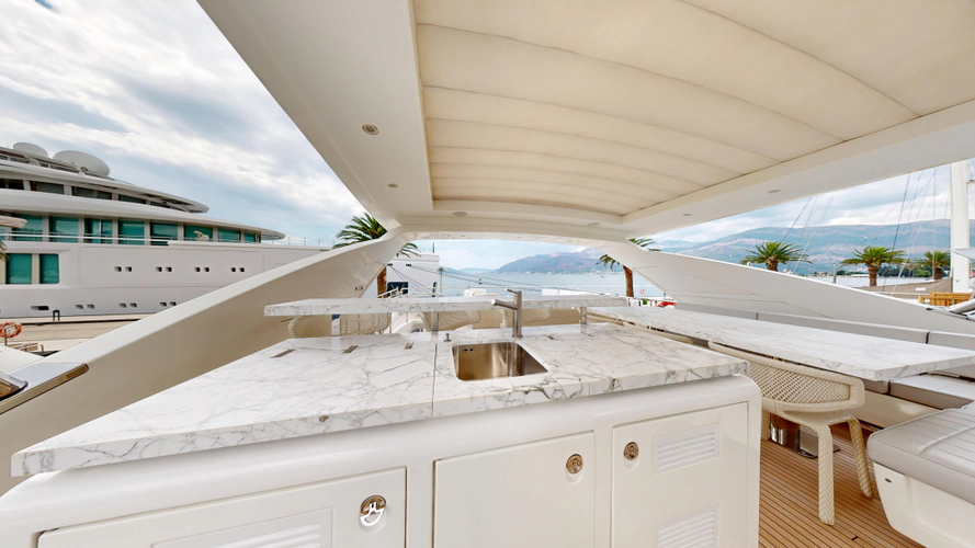Bijou I Yacht Photos Pics 