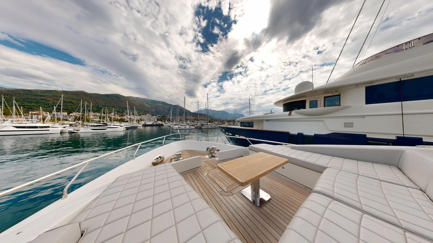 Bijou I Yacht Photos Pics 