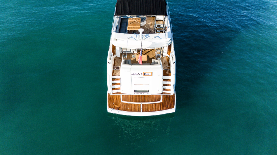 Lucky Bet Yacht Photos Pics 