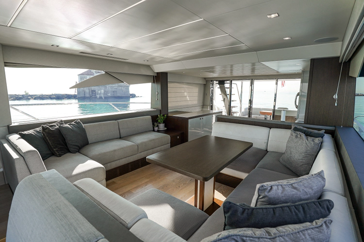 Lucky Bet Yacht Photos Pics 