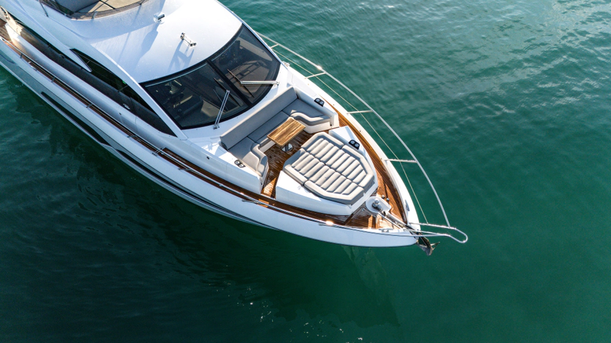Lucky Bet Yacht Photos Pics 