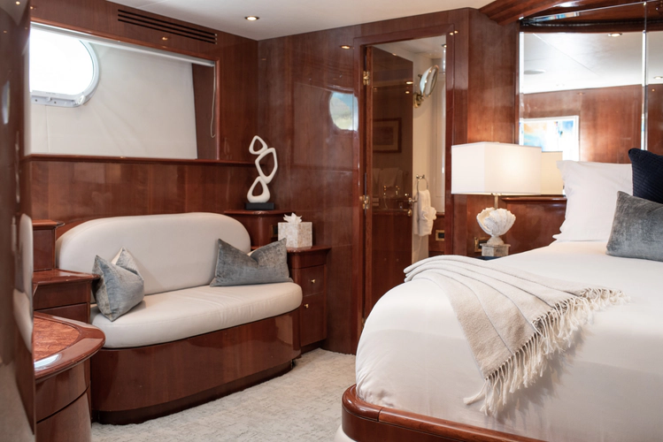 Outta Touch Yacht Photos Pics 