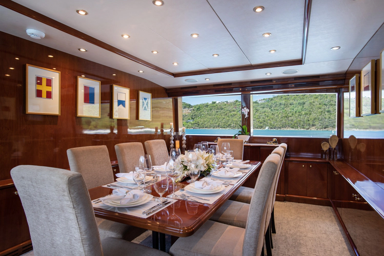 Outta Touch Yacht Photos Pics 