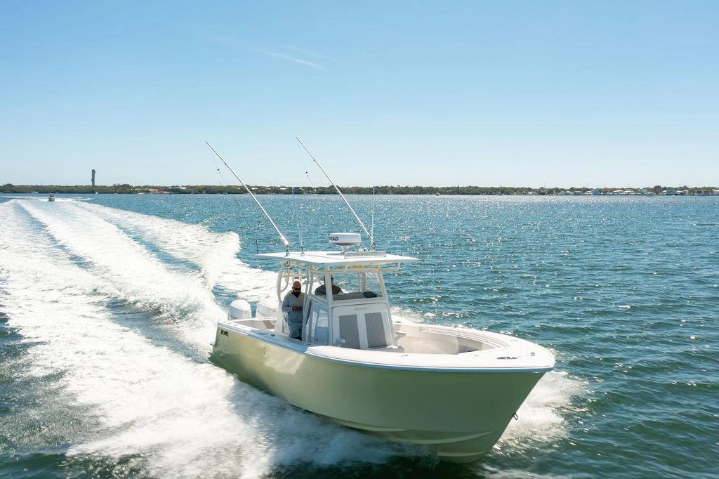 34' Reef Runner 2023