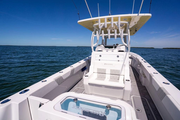Showgirl Yacht Photos Pics 