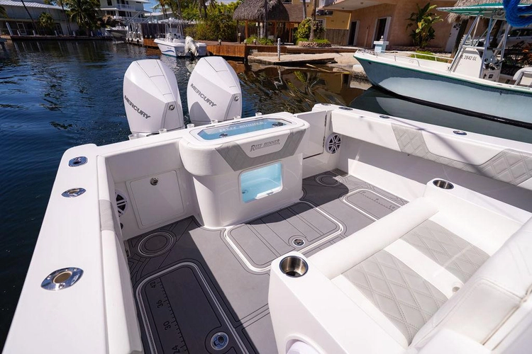 Showgirl Yacht Photos Pics 