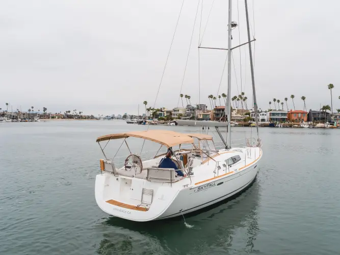 Skyfall Yacht Photos Pics 