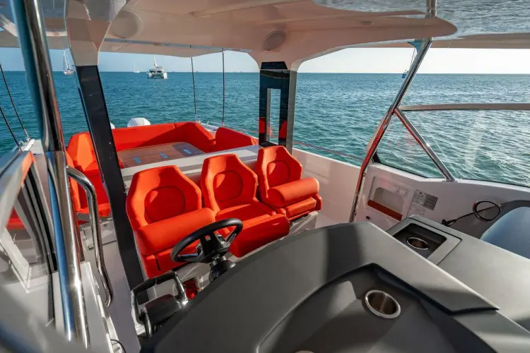 Volare Yacht Photos Pics 