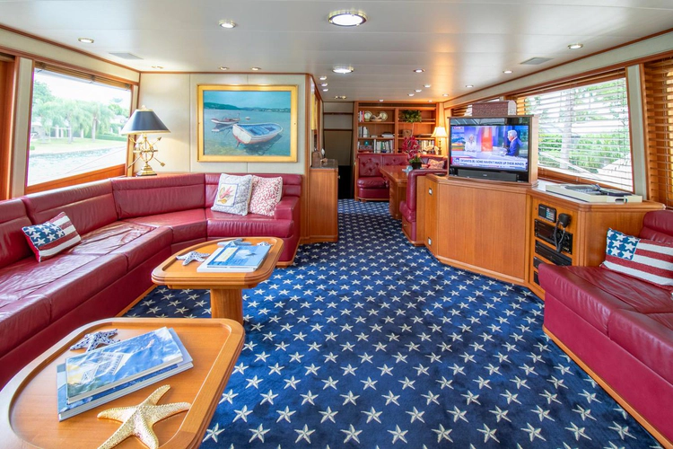 Chairman Yacht Photos Pics 