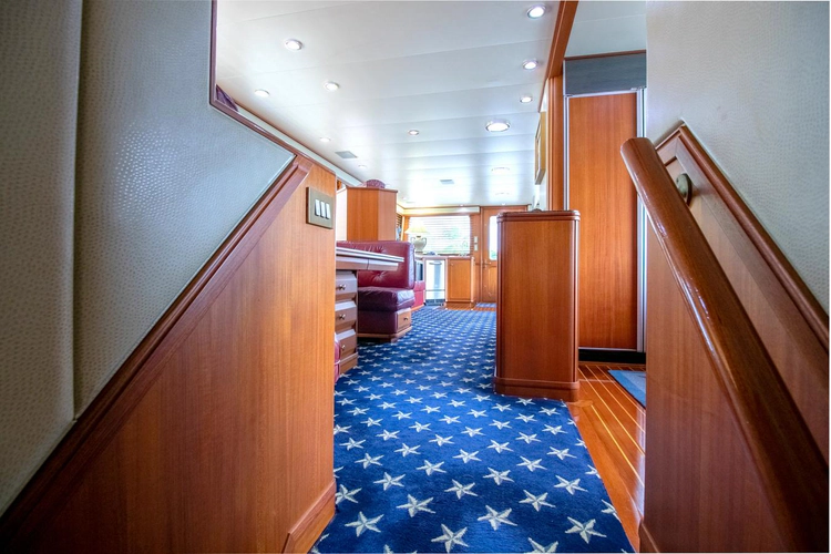 Chairman Yacht Photos Pics 