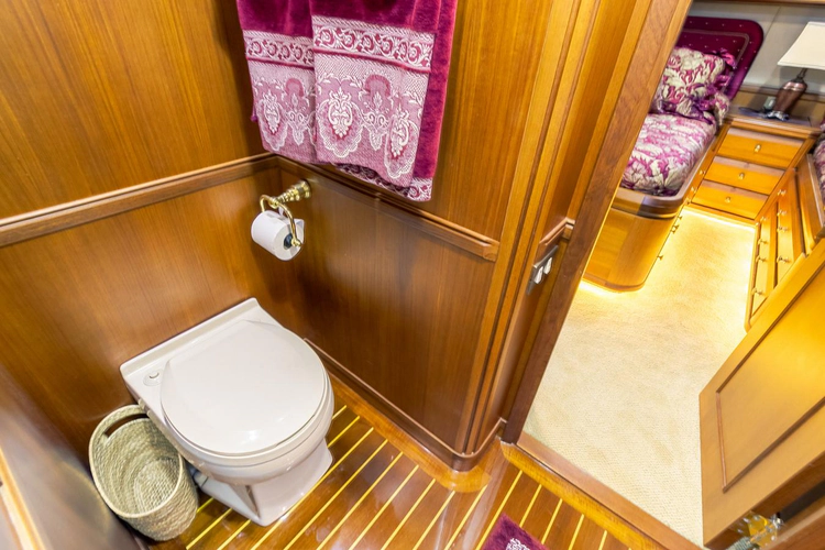 Chairman Yacht Photos Pics 