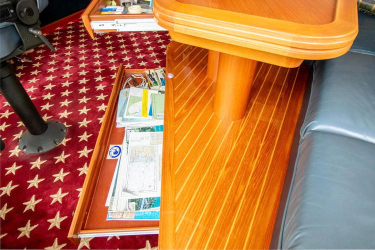 Chairman Yacht Photos Pics 