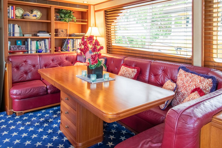 Chairman Yacht Photos Pics 