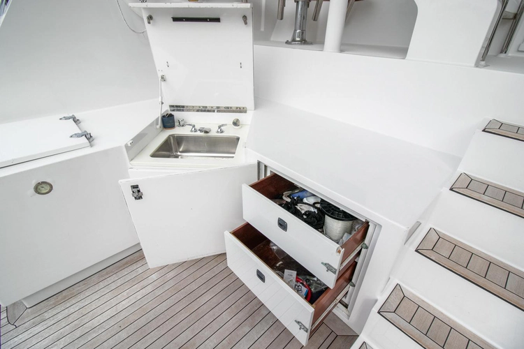 Chairman Yacht Photos Pics 