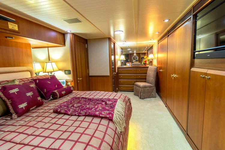Chairman Yacht Photos Pics 