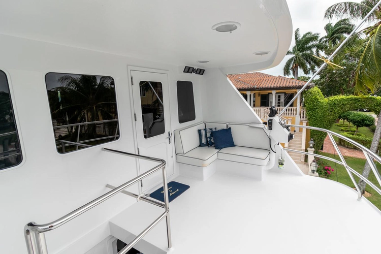 Chairman Yacht Photos Pics 