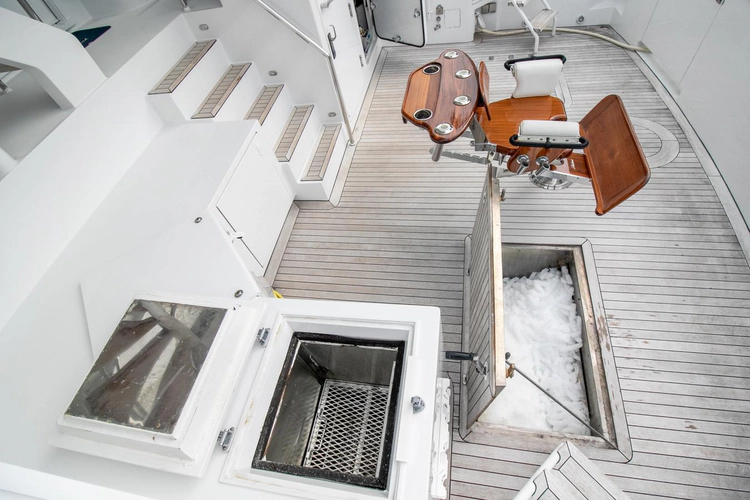 Chairman Yacht Photos Pics 