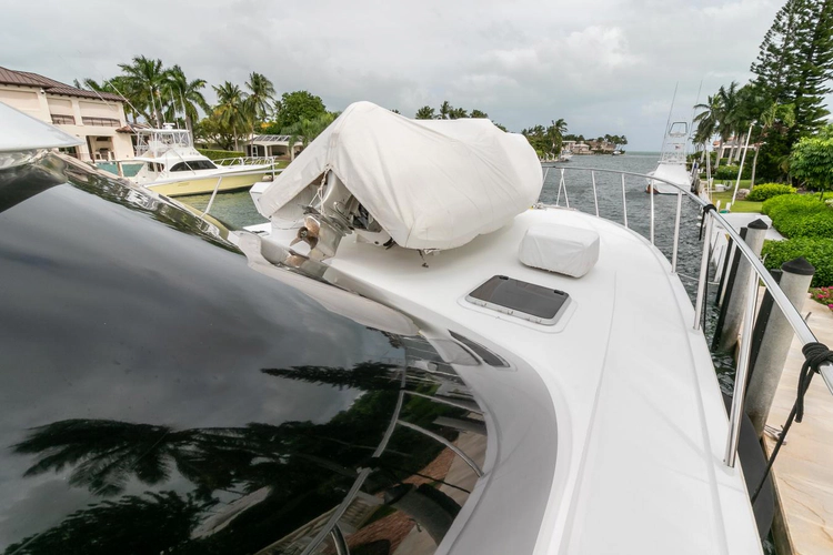 Chairman Yacht Photos Pics 
