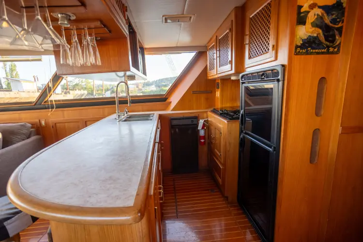 Mbellish Yacht Photos Pics 