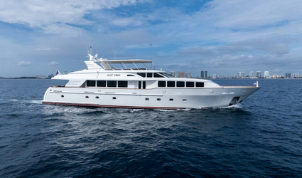 118' Trinity 1999 Yacht For Sale