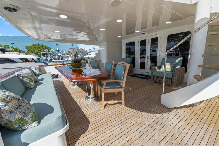 Dirt Poor Yacht Photos Pics 