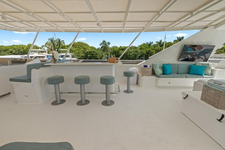 Dirt Poor Yacht Photos Pics 